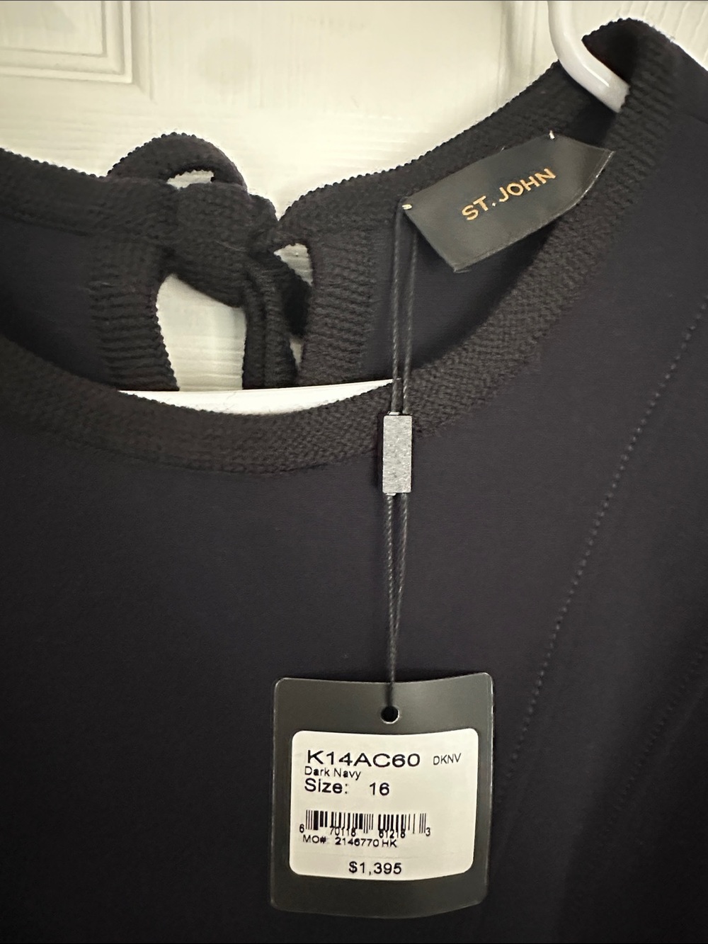 St. John NWT Dark Navy Stretch Crepe Dress Size 16 — $1,395 Retail - Picture 2 of 4